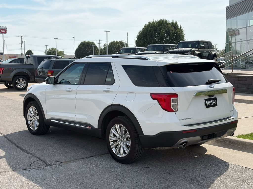 Certified 2023 Ford Explorer Limited w/ Limited Technology Package AWD/4WD image 4