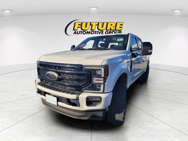 Certified 2022 Ford F250 Lariat w/ Black Appearance Package AWD/4WD image 2