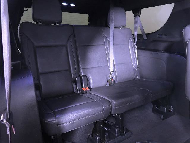 Used 2022 Chevrolet Suburban Z71 w/ Luxury Package AWD/4WD image 18