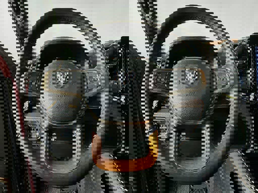 Used 2024 RAM 3500 Limited image 19