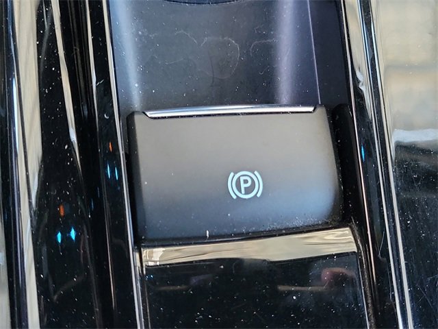 Certified 2025 Ford Explorer Platinum image 17