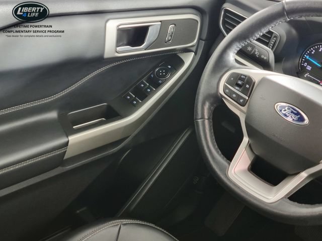 Certified 2021 Ford Explorer XLT w/ Equipment Group 202A AWD/4WD image 34