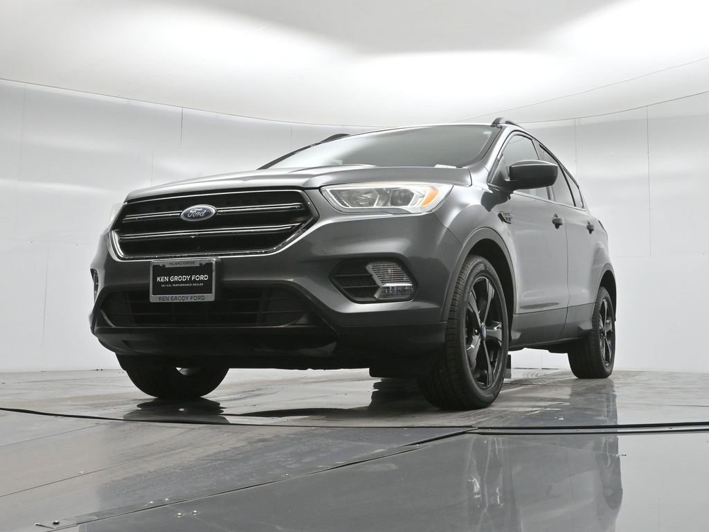 Certified 2018 Ford Escape SEL image 46