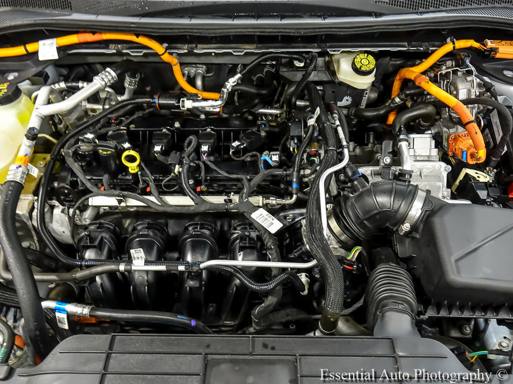 Certified 2025 Ford Escape SE w/ PHEV Premium Package FWD image 26