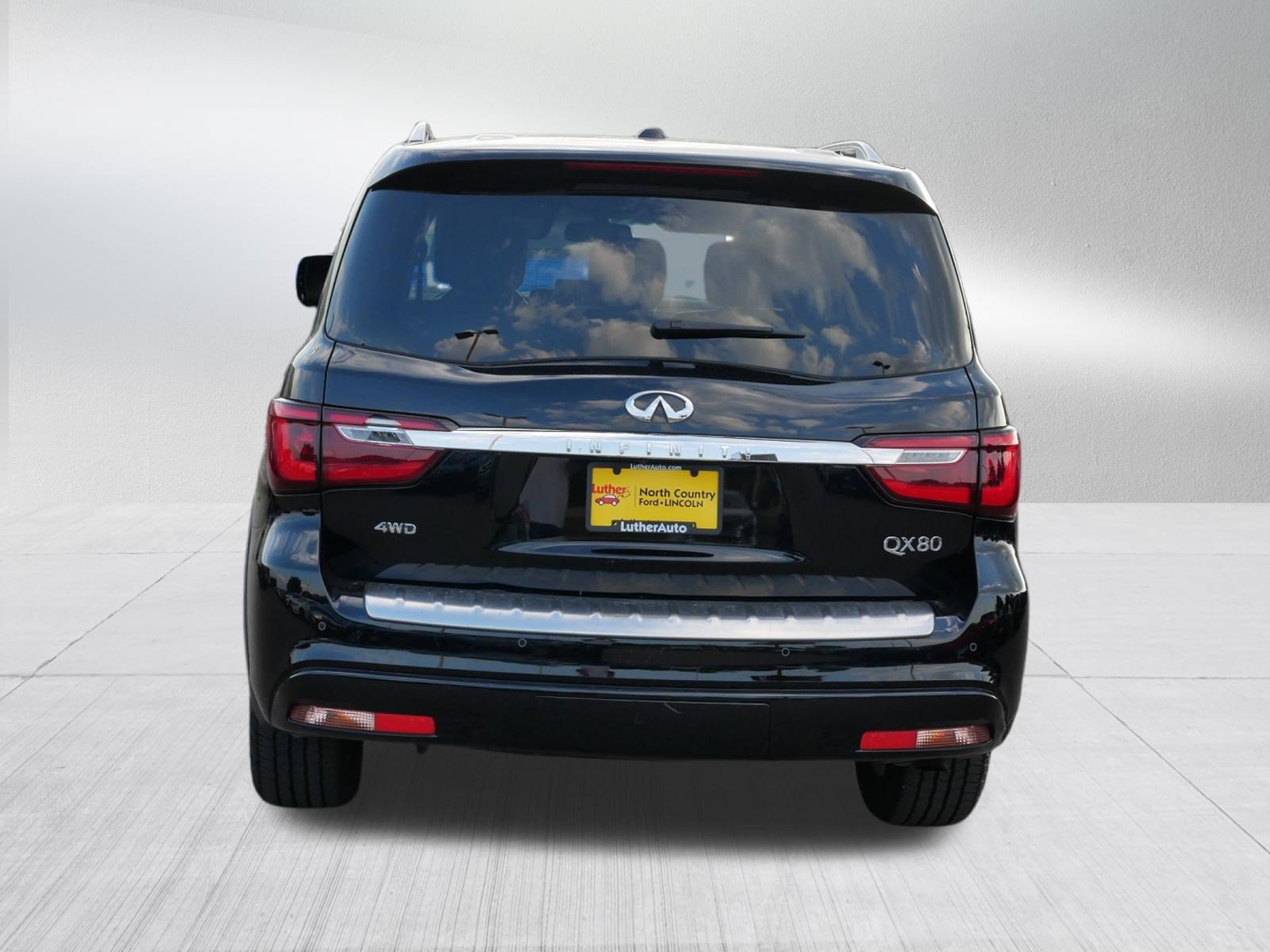 Used 2023 INFINITI QX80 Luxe AWD/4WD image 6