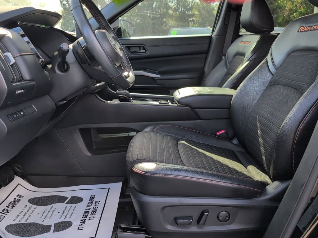 Used 2024 Nissan Pathfinder Rock Creek image 8
