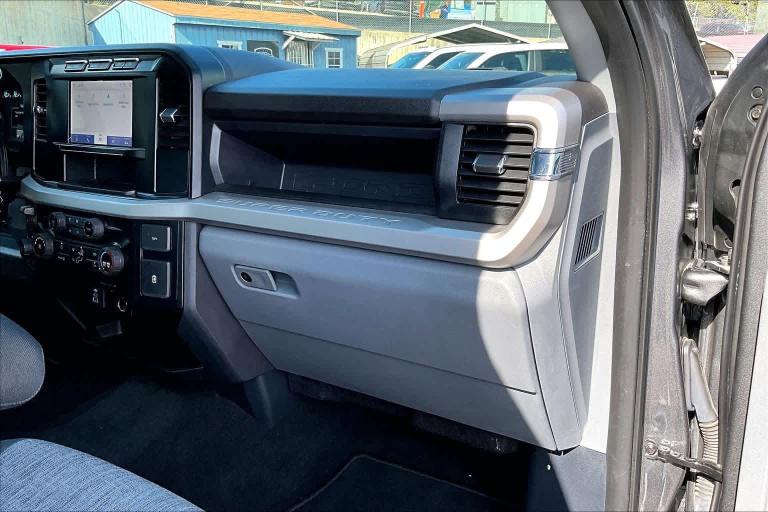 Certified 2024 Ford F250 XL w/ STX Appearance Package AWD/4WD image 19