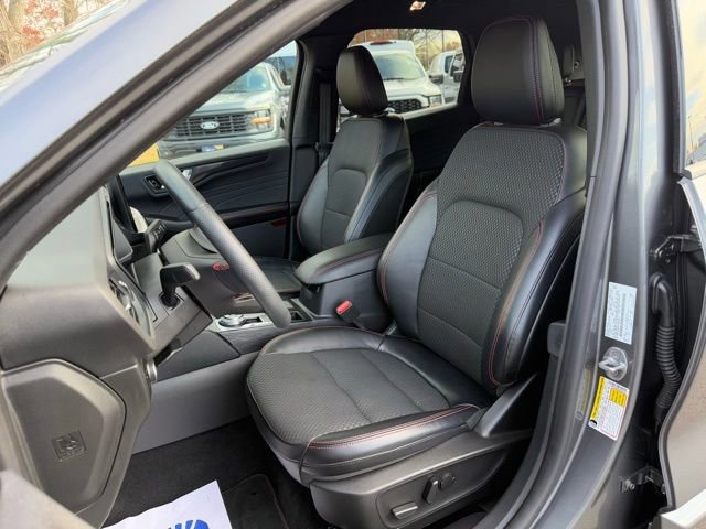 Certified 2023 Ford Escape ST-Line Select w/ Tech Pack #2 AWD/4WD image 13