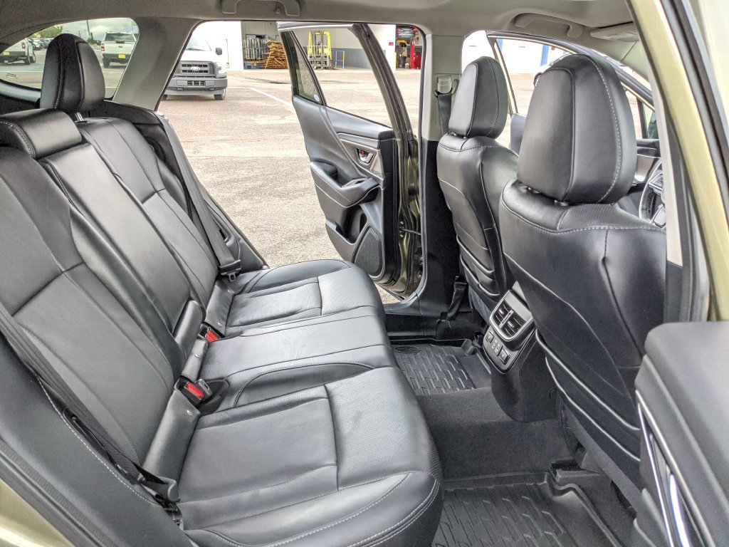 Used 2025 Subaru Outback Limited AWD/4WD image 19