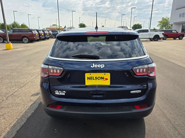 Used 2019 Jeep Compass Latitude w/ Popular Equipment Group AWD/4WD image 11