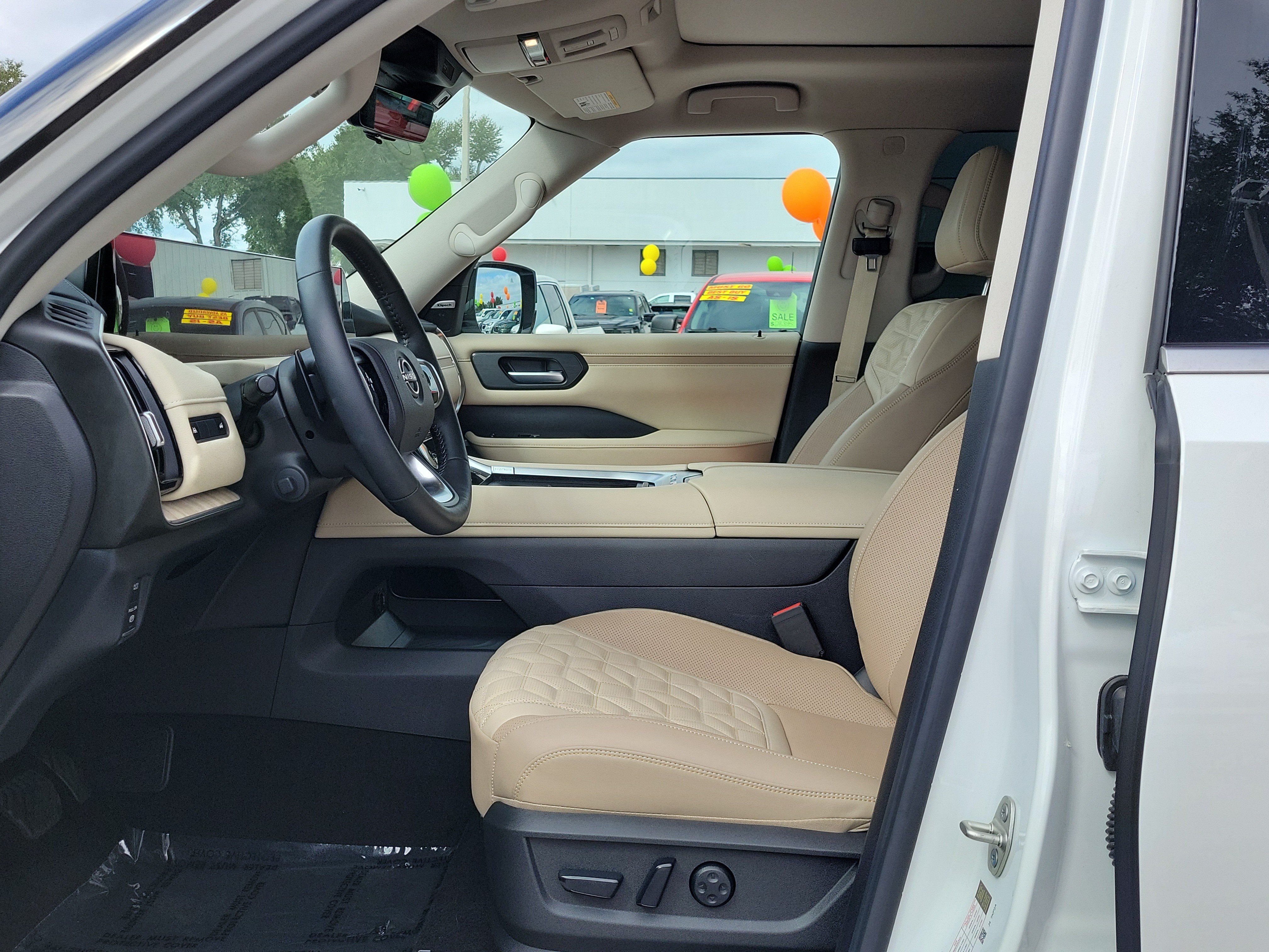 Used 2026 Nissan Armada Platinum w/ Convenience Package RWD image 21
