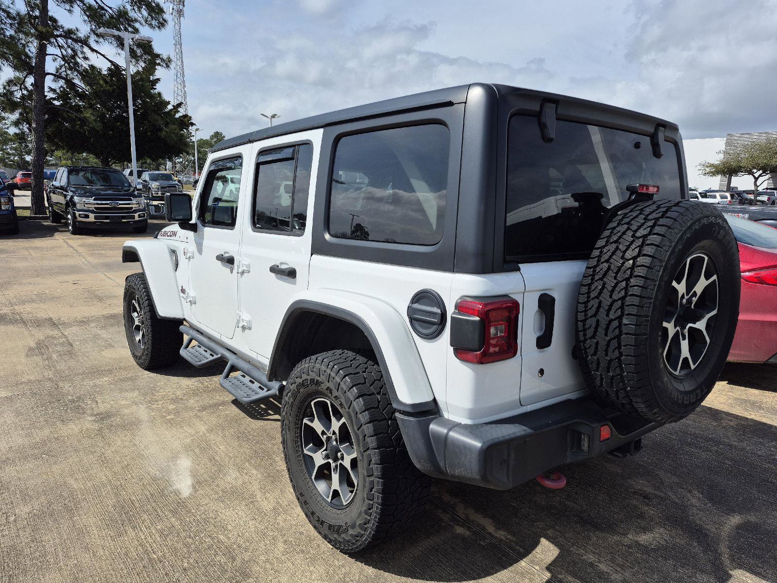 Used 2020 Jeep Wrangler Unlimited Rubicon image 2