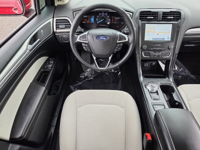 Certified 2020 Ford Fusion SE w/ Equipment Group 151A FWD image 14