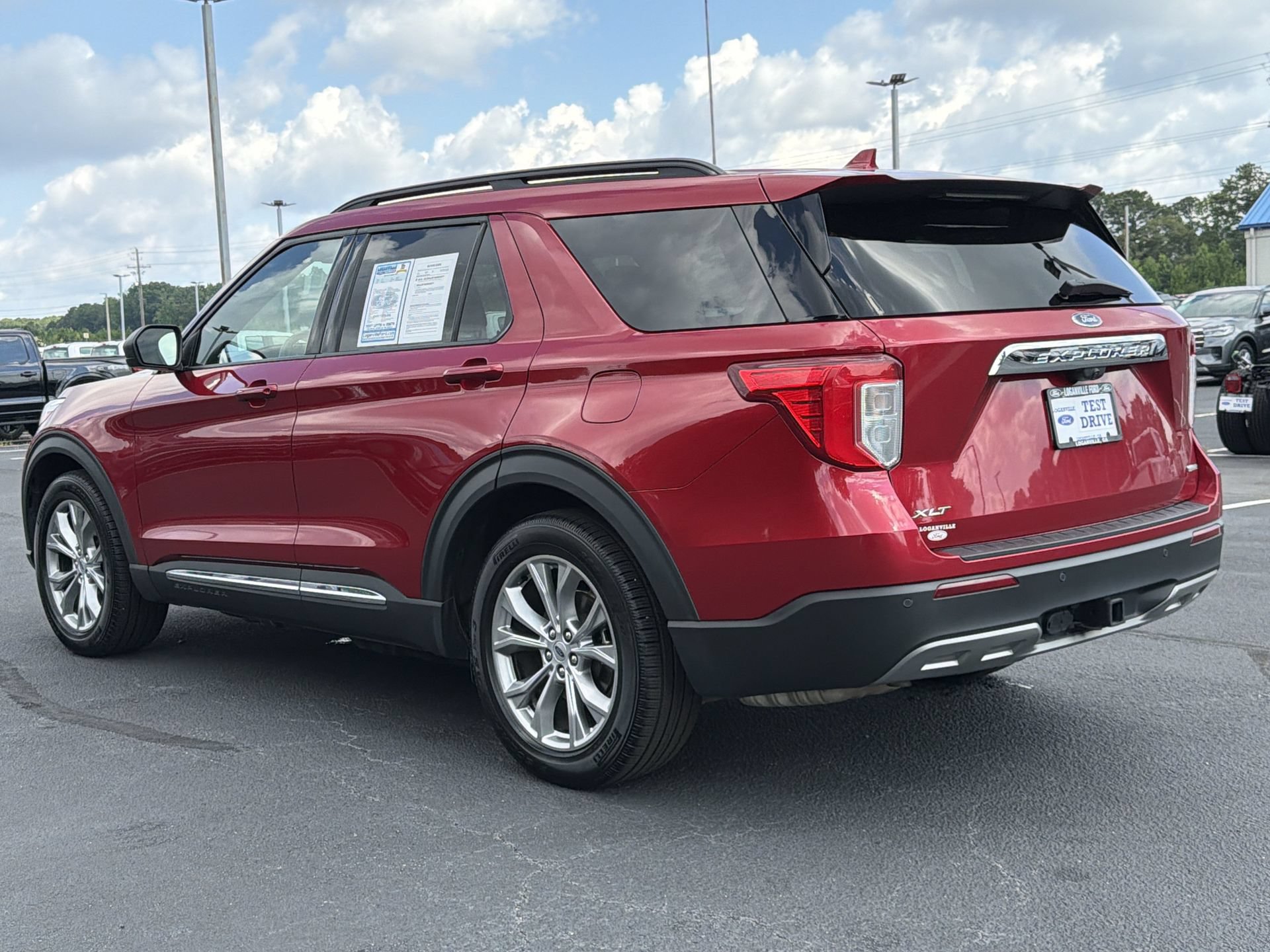 Certified 2020 Ford Explorer XLT w/ Equipment Group 202A RWD image 25