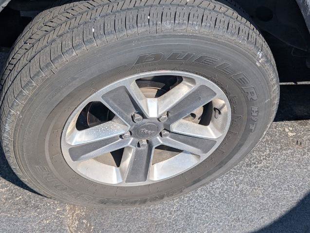 Used 2019 Jeep Wrangler Unlimited Sahara AWD/4WD image 10