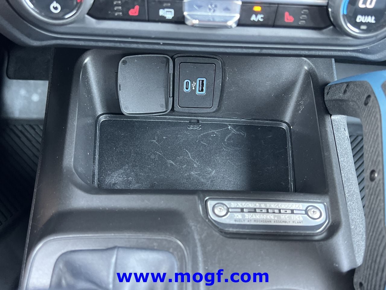 Certified 2023 Ford Bronco Wildtrak AWD/4WD image 10