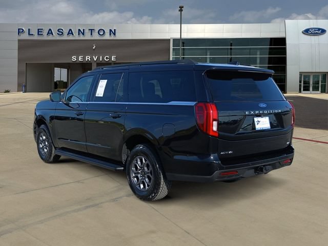 Certified 2025 Ford Expedition Max Active RWD image 3