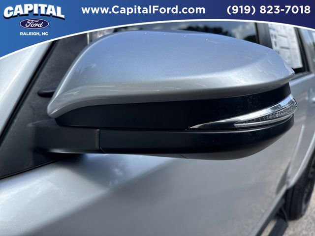 Used 2021 Toyota 4Runner SR5 Premium w/ Moonroof Package AWD/4WD image 12