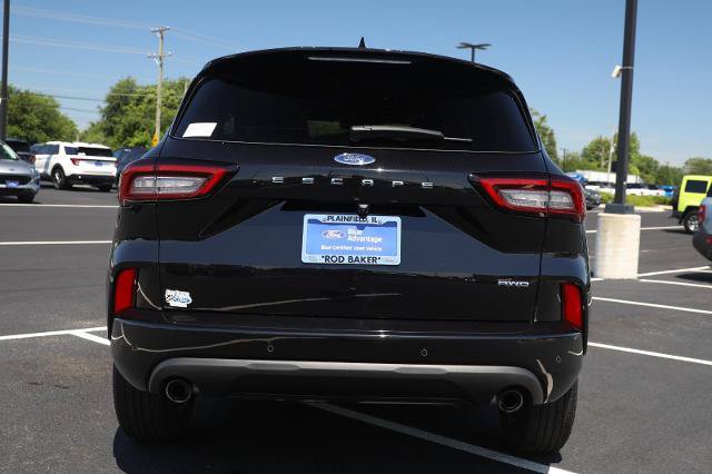Certified 2023 Ford Escape ST-Line w/ Tech Pack #1 AWD/4WD image 11