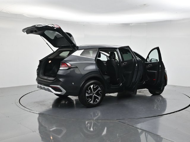 Used 2025 Kia Sportage EX AWD/4WD image 52