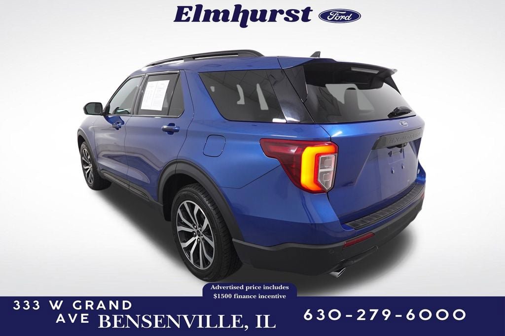 Certified 2023 Ford Explorer ST-Line AWD/4WD image 3