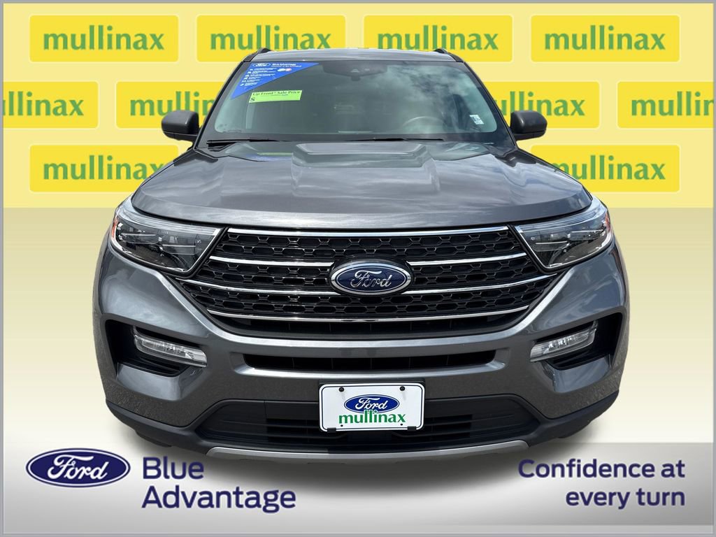 Certified 2024 Ford Explorer XLT w/ Equipment Group 202A RWD image 11