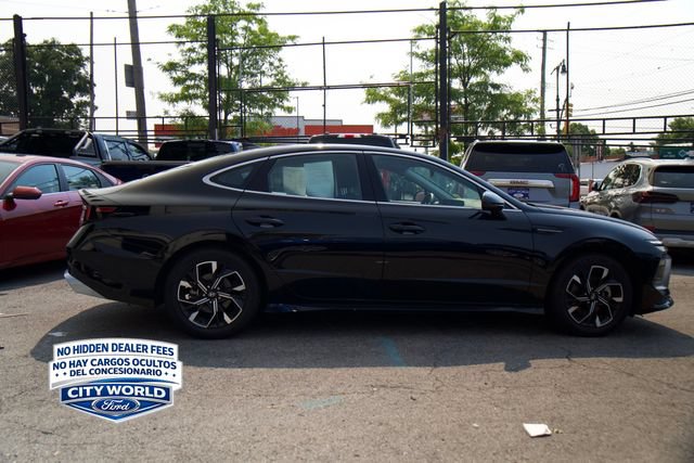 Used 2025 Hyundai Sonata SEL FWD image 3
