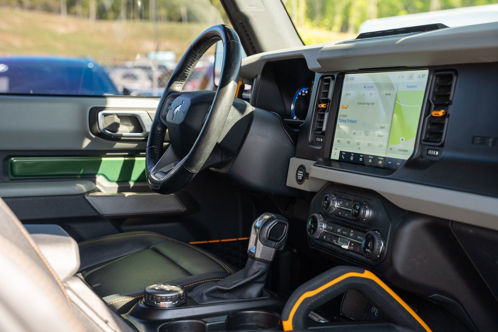 Certified 2022 Ford Bronco Badlands AWD/4WD image 15
