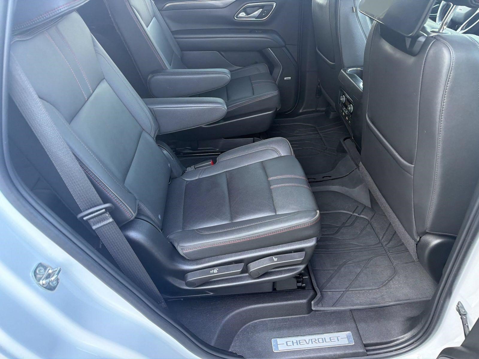 Used 2024 Chevrolet Tahoe RST w/ Luxury Package AWD/4WD image 30