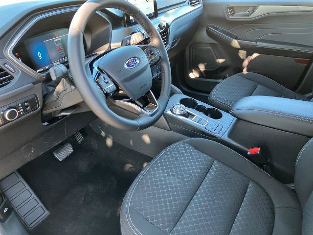 Certified 2025 Ford Escape Active w/ Cold Weather Package AWD/4WD image 23