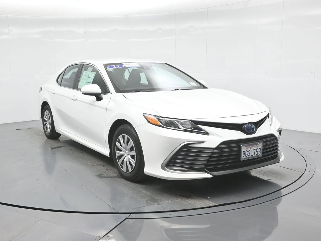 Used 2023 Toyota Camry LE image 9
