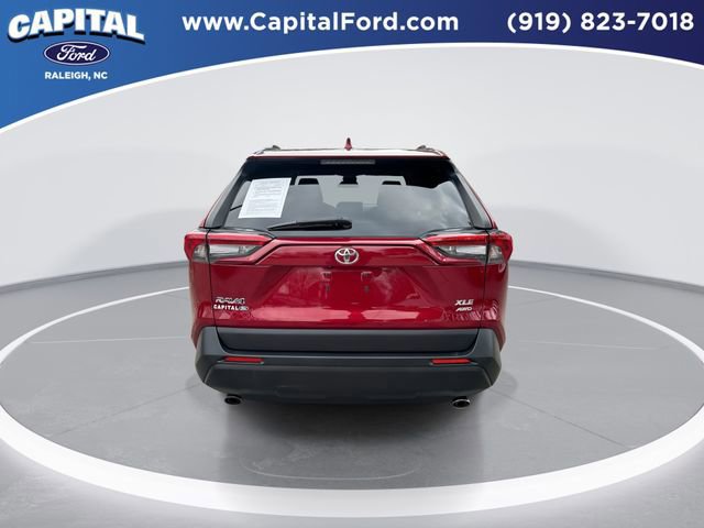 Used 2019 Toyota RAV4 XLE image 5