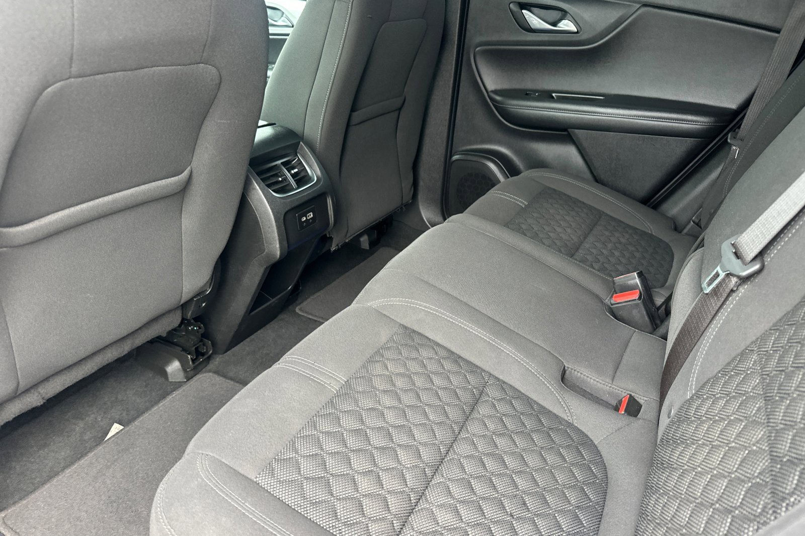 Used 2021 Chevrolet Blazer LT image 11