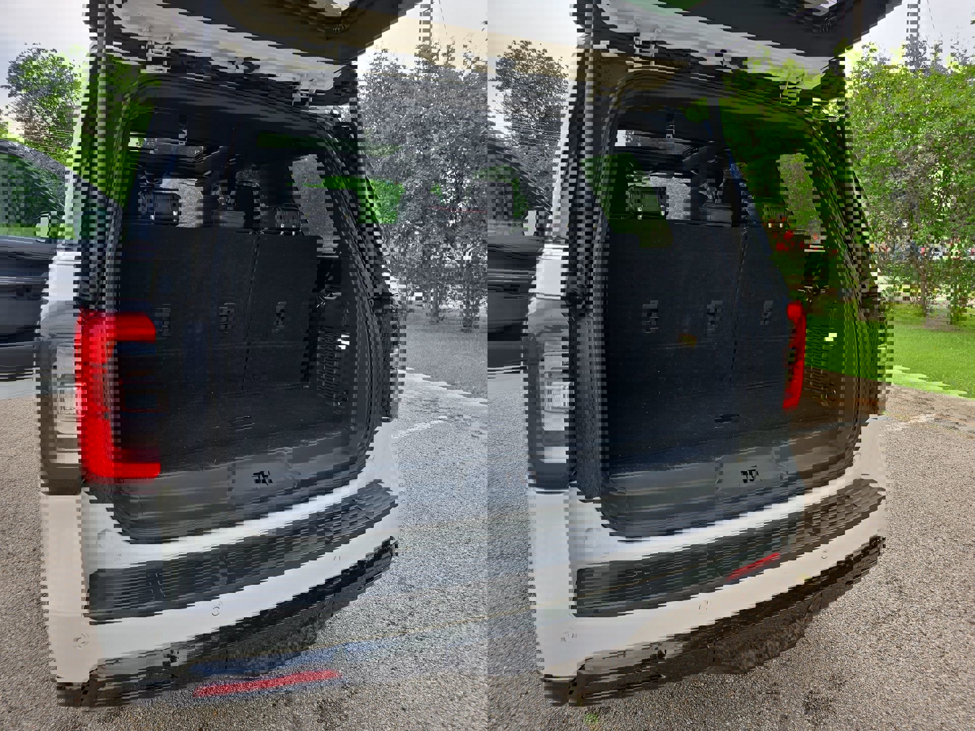 Certified 2023 Ford Expedition Limited RWD image 24