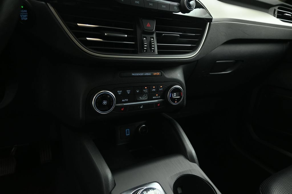 Certified 2020 Ford Escape SEL AWD/4WD image 15