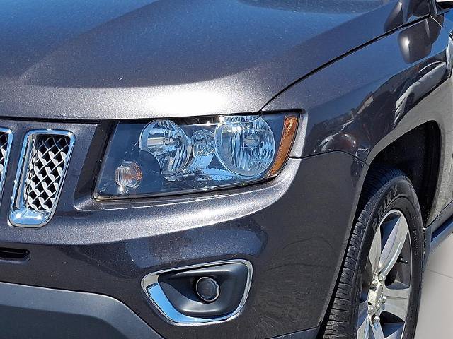 Used 2017 Jeep Compass High Altitude AWD/4WD image 8