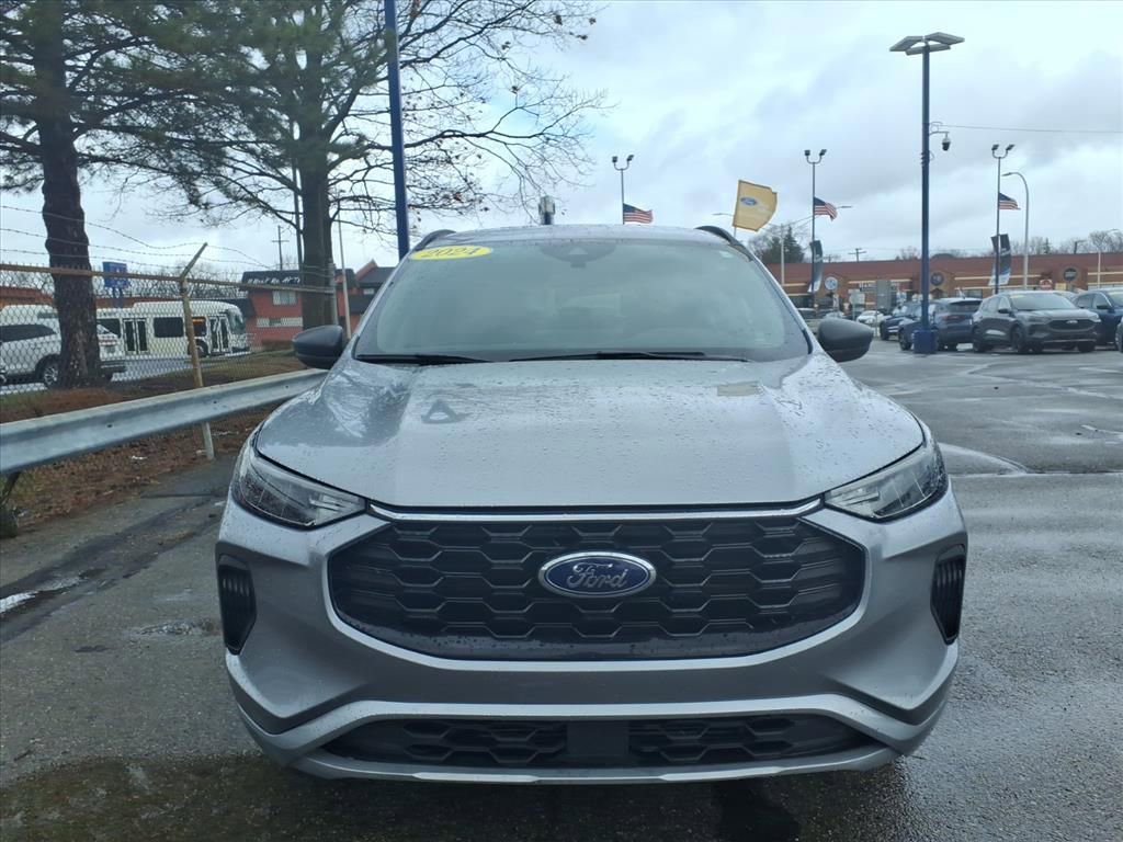 Certified 2024 Ford Escape ST-Line w/ Tech Pack #1 image 2