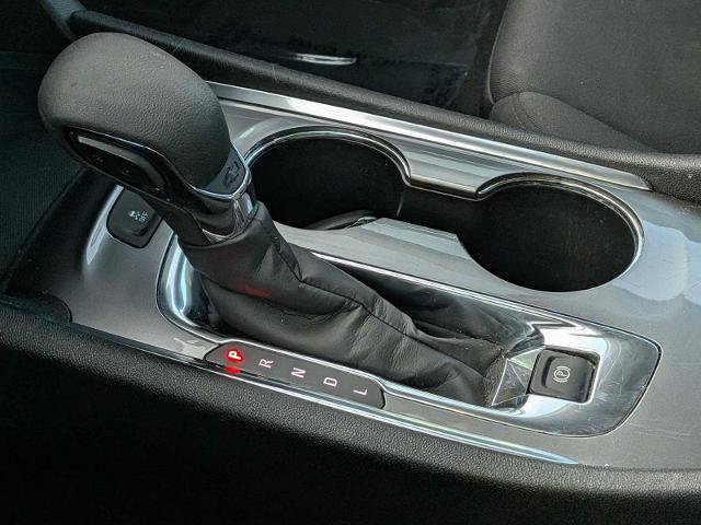 Used 2025 Chevrolet Malibu LT FWD image 25