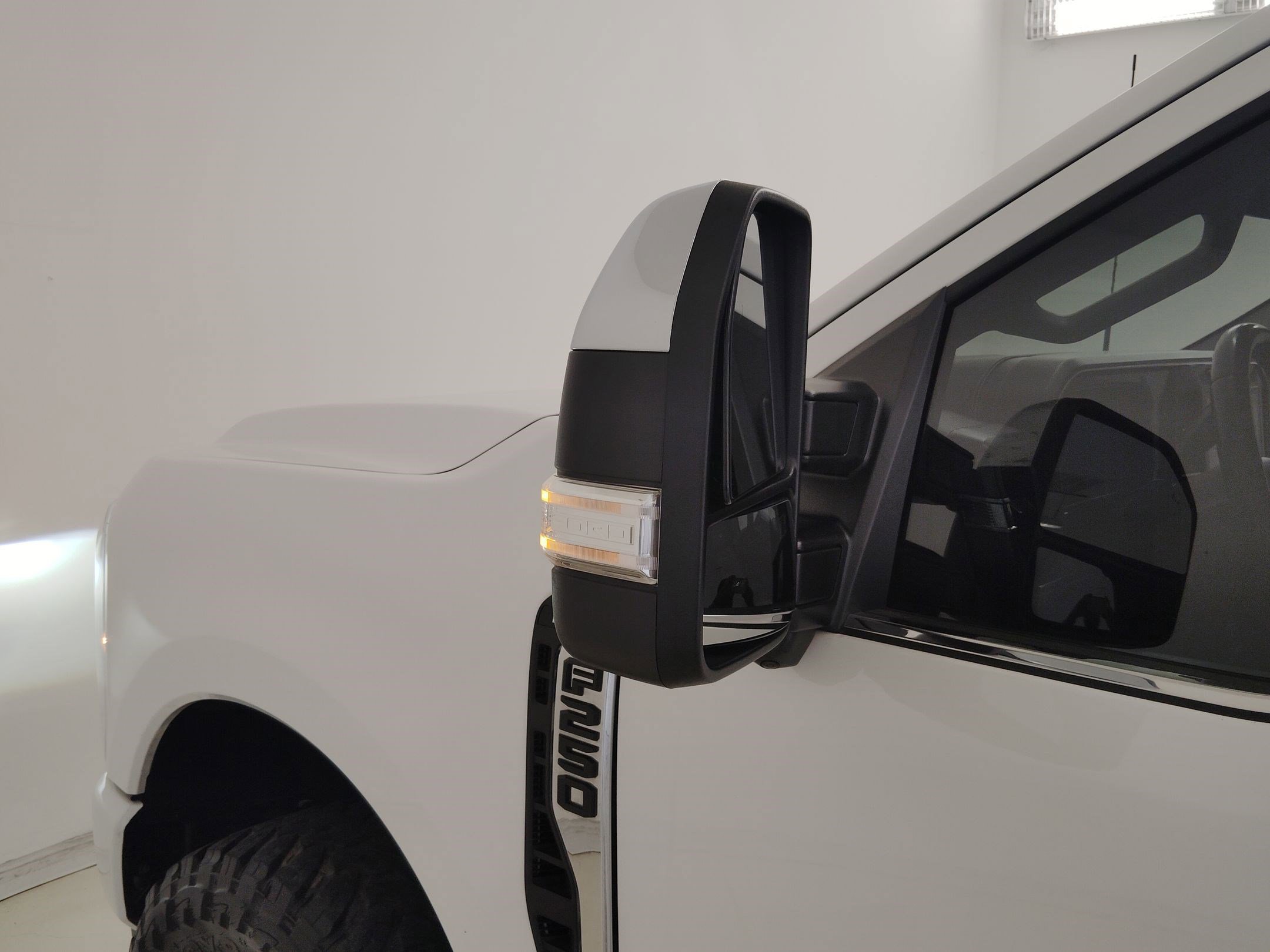 Certified 2024 Ford F250 Limited w/ FX4 Off-Road Package image 22