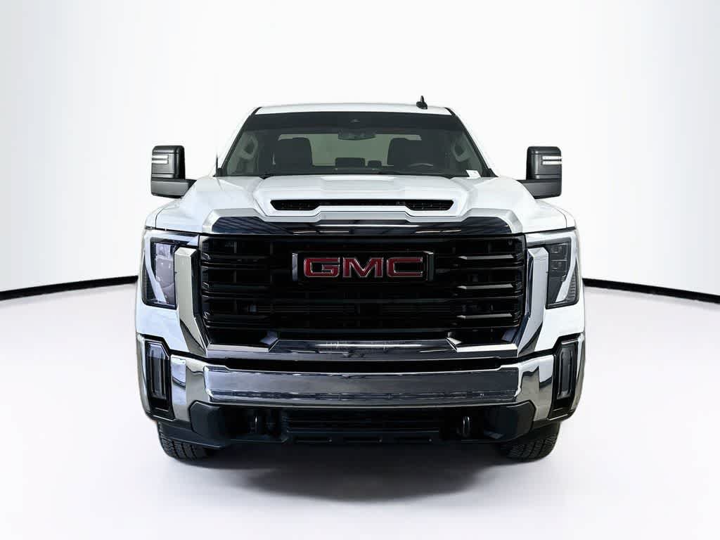 Used 2024 GMC Sierra 2500 Pro AWD/4WD image 6