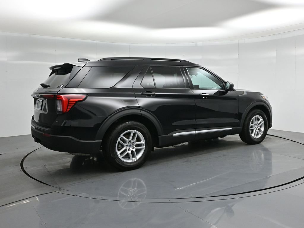 Certified 2025 Ford Explorer Active image 25