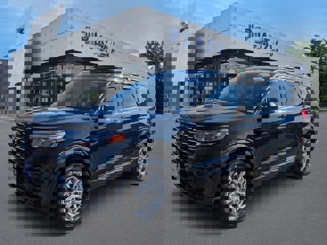 Certified 2024 Ford Explorer XLT image 1