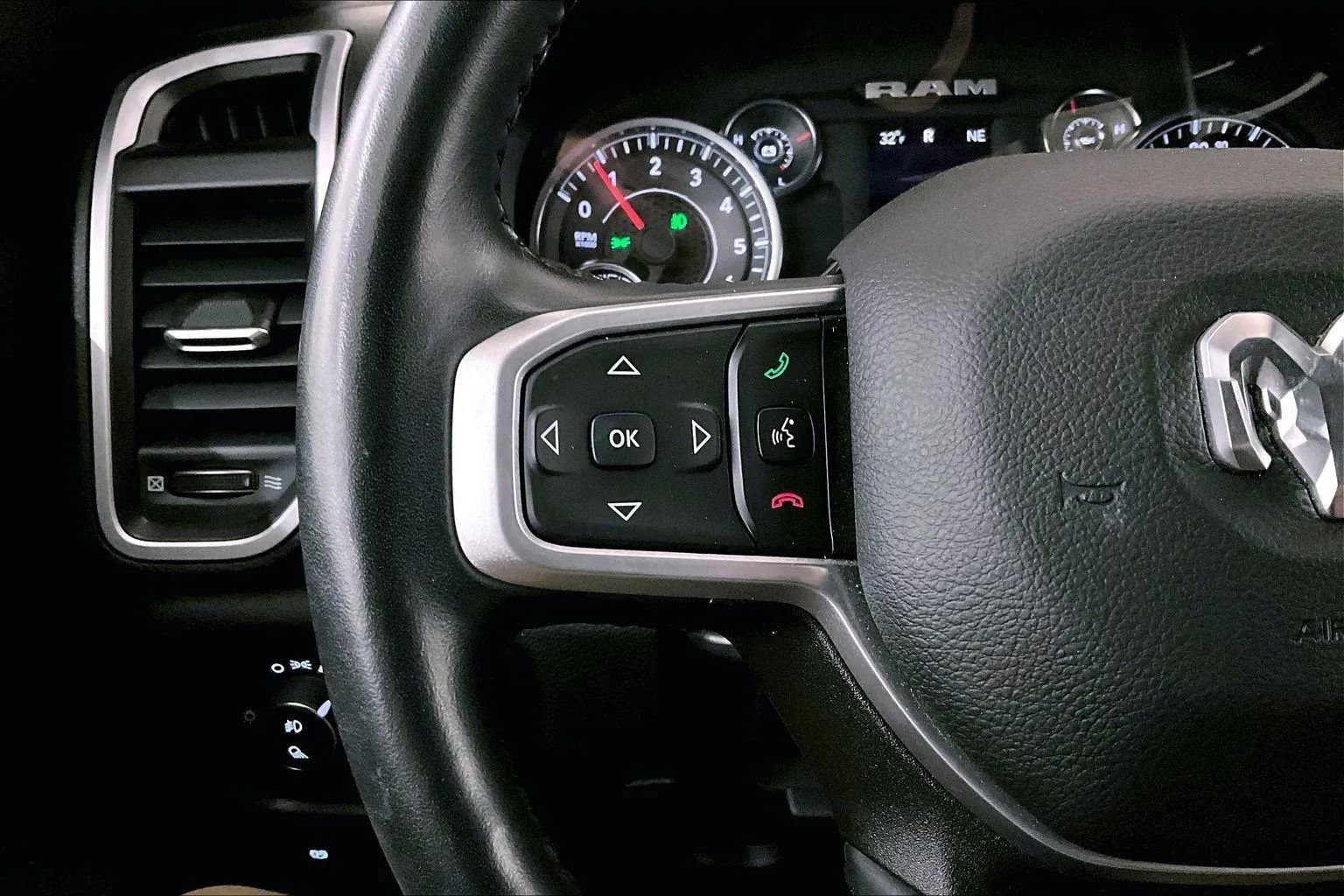 Used 2023 RAM 1500 Big Horn image 17