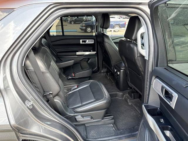 Certified 2022 Ford Explorer Limited w/ Equipment Group 301A RWD image 12
