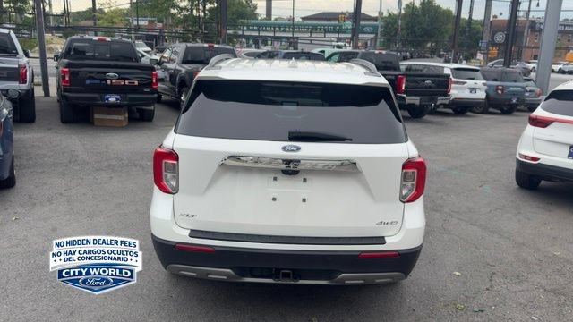 Certified 2022 Ford Explorer XLT w/ Equipment Group 202A AWD/4WD image 3