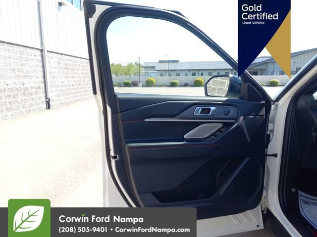 Certified 2025 Ford Explorer ST AWD/4WD image 12