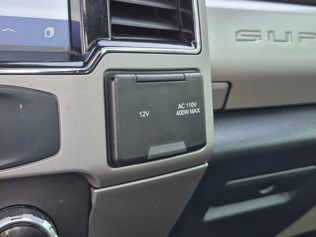 Certified 2022 Ford F350 Lariat w/ Tremor Off-Road Package AWD/4WD image 29