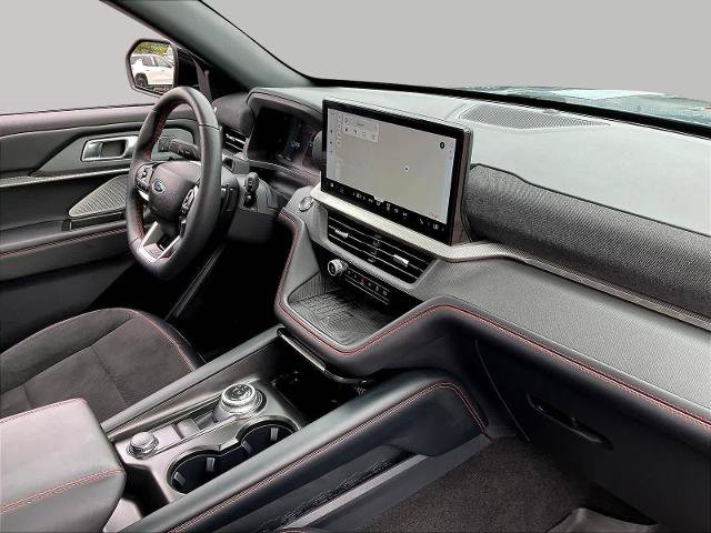 Certified 2025 Ford Explorer ST AWD/4WD image 29