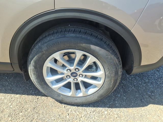 Certified 2021 Ford Escape SE w/ Cold Weather Package AWD/4WD image 10