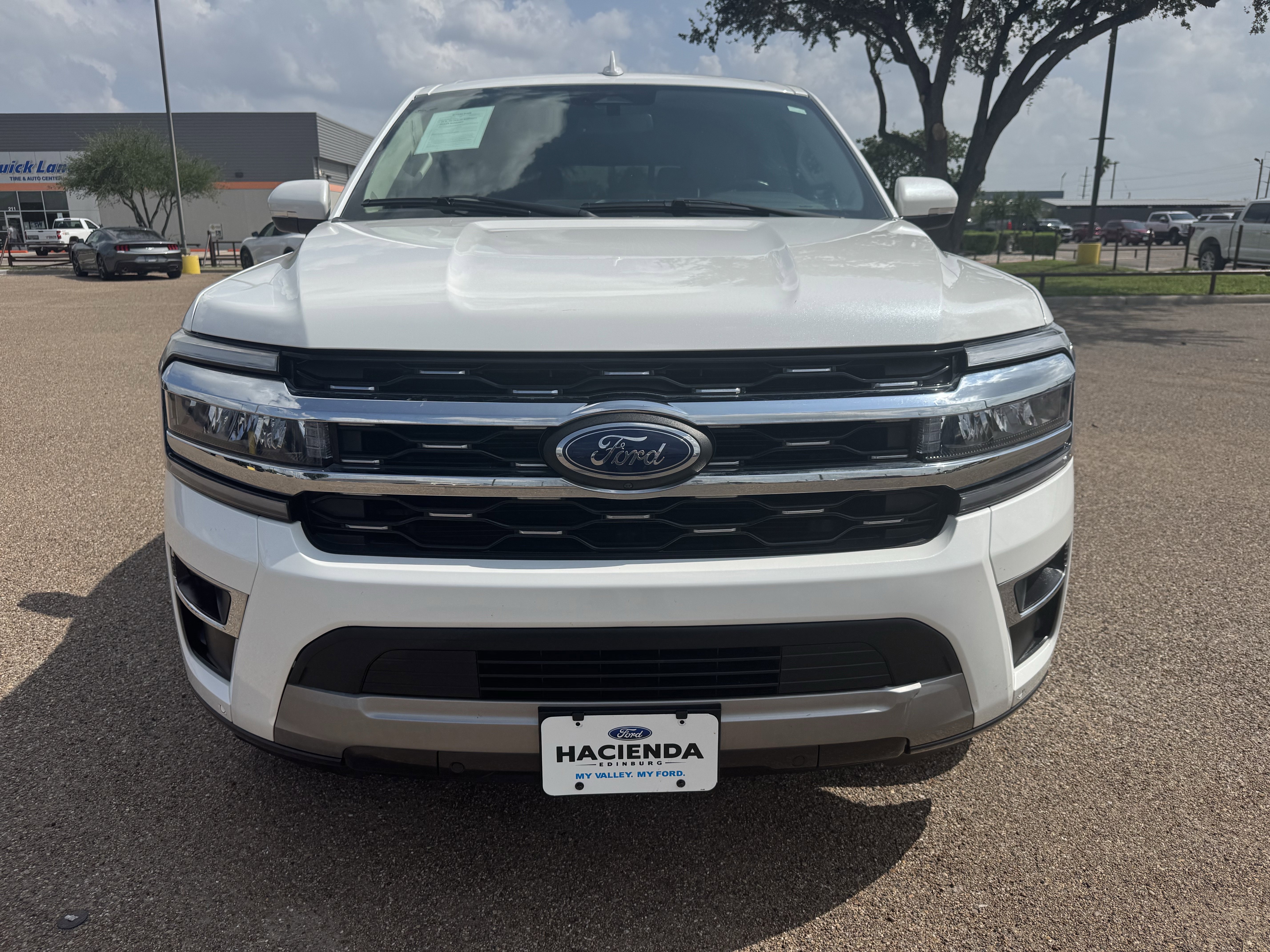 Certified 2023 Ford Expedition Limited RWD image 6